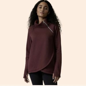 NWT Athleta Cozy Karma Asym Pullover